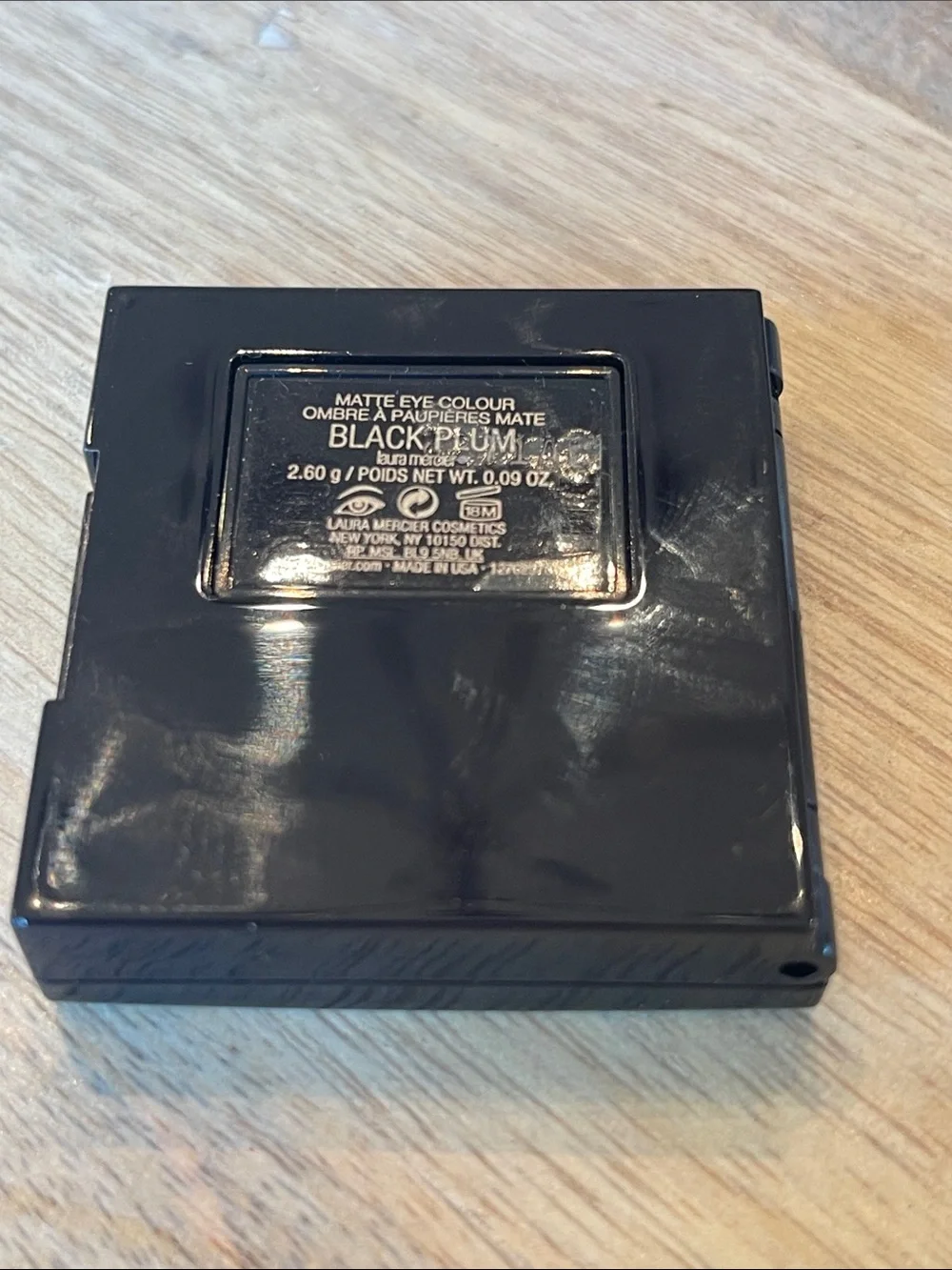 Full Size LAURA MERCIER Matte Eyeshadow Black Plum